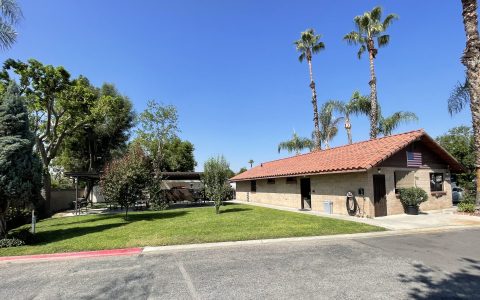 View of the office and pavilion at San Bernardino RV Park